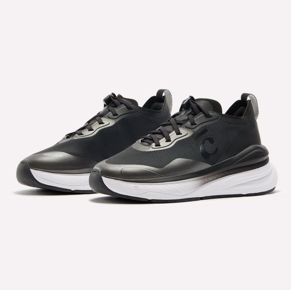 NWT Clove Alto black "night shift" shoes